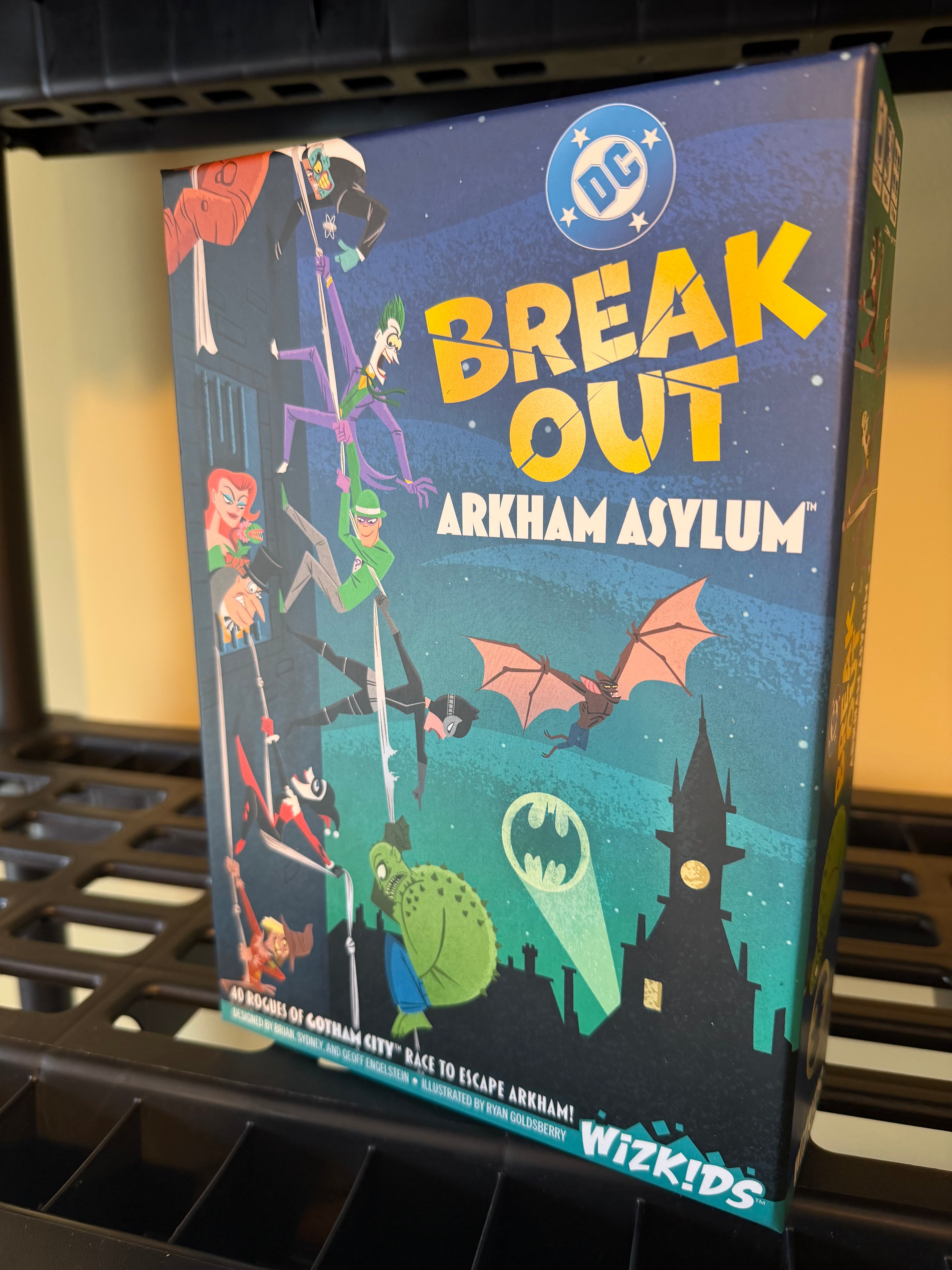 20 - BREAK OUT - ARKHAM ASYLUM